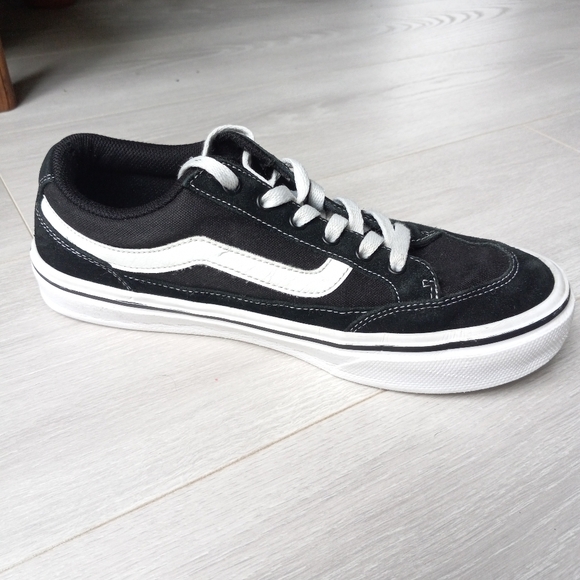 Vans Falken Sneakers, Size 7M/9W - Picture 9 of 16